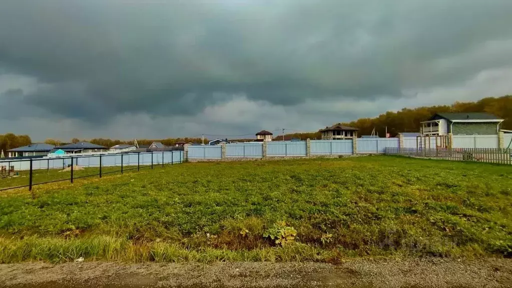 Участок в Московская область, Домодедово городской округ, д. Кутузово ... - Фото 1
