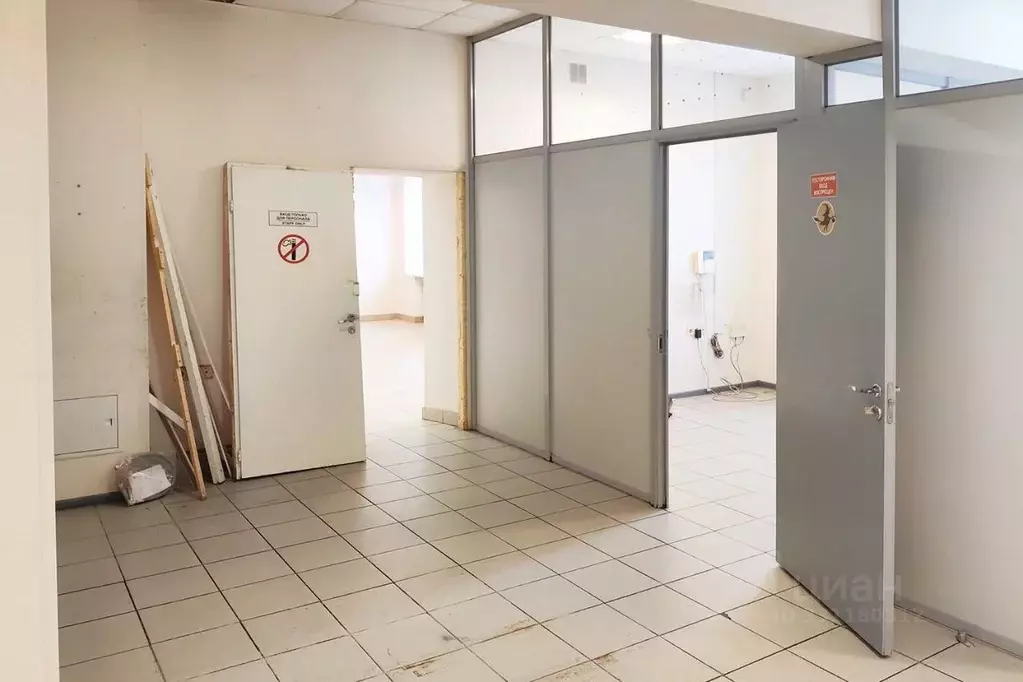 Помещение свободного назначения в Москва ул. Орджоникидзе, 7 (122 м) - Фото 1