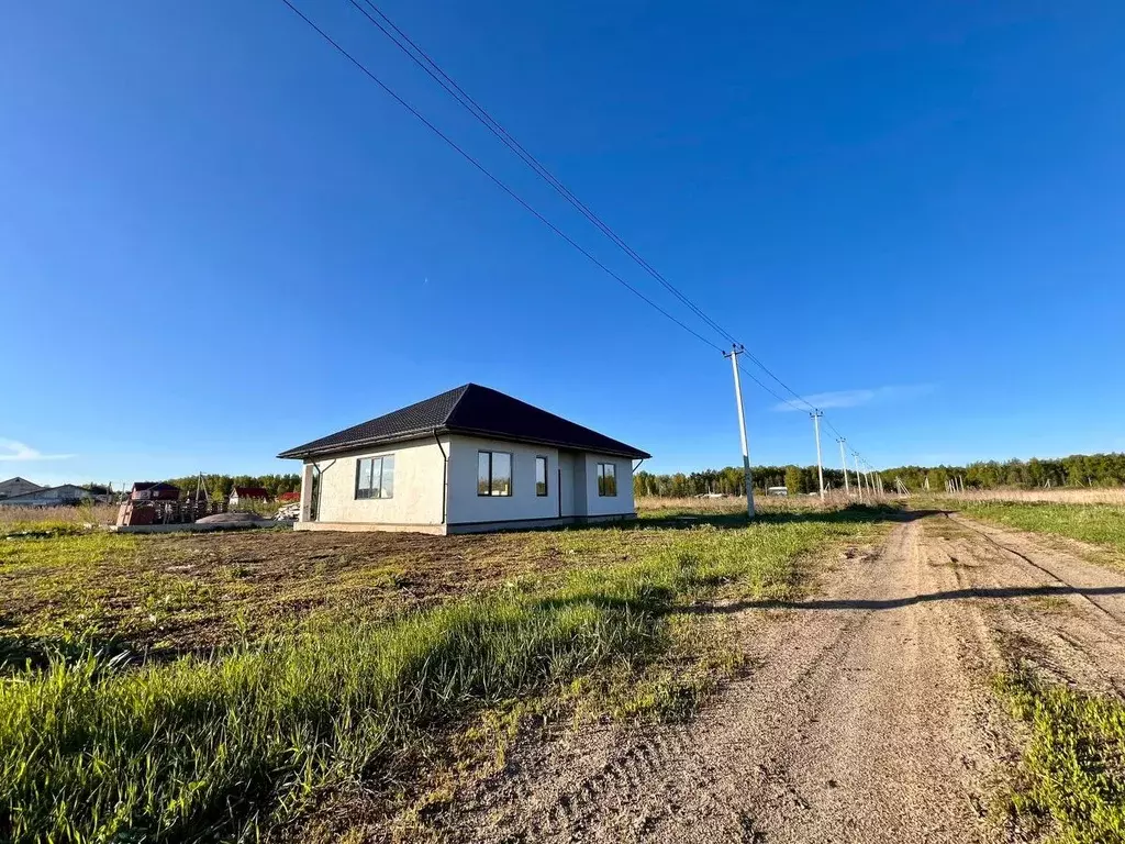 Дом в Томская область, Томский район, Зоркальцевское с/пос, с. ... - Фото 1