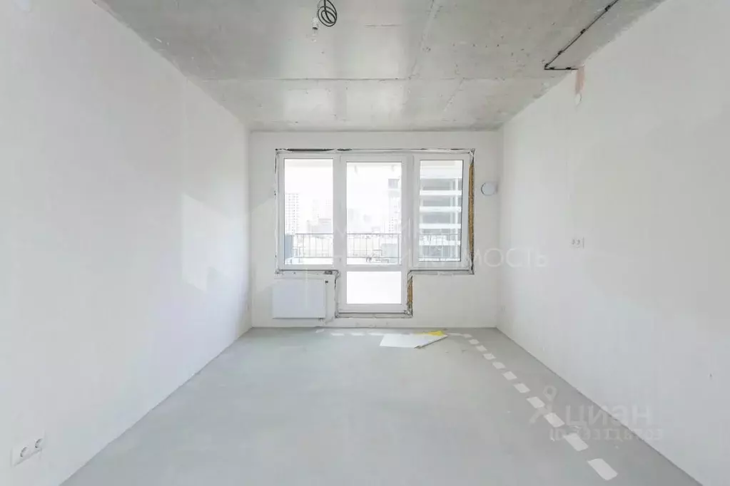 Студия Тюменская область, Тюмень ул. Василия Малкова, 12 (28.6 м) - Фото 1