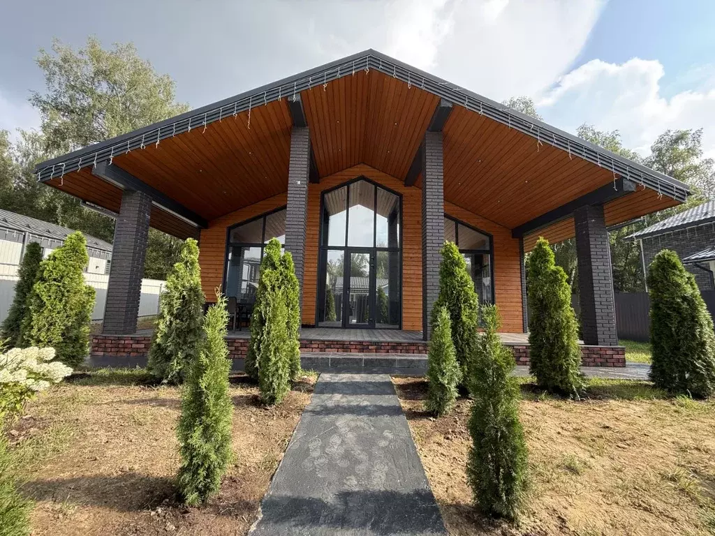 Дом в Московская область, Домодедово городской округ, д. Ильинское, ... - Фото 1