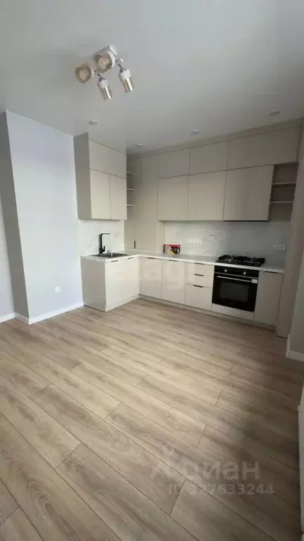 3-к кв. Адыгея, Майкоп 7-й пер., 14А (75.1 м) - Фото 1