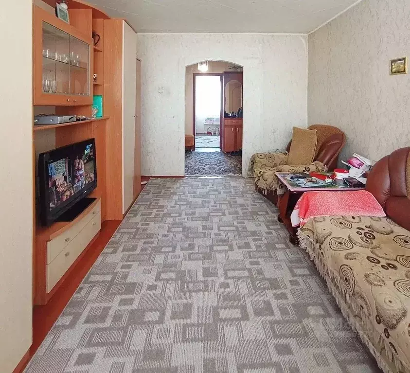 3-к кв. Омская область, Таврическое рп ул. Ленина, 109 (61.6 м) - Фото 2