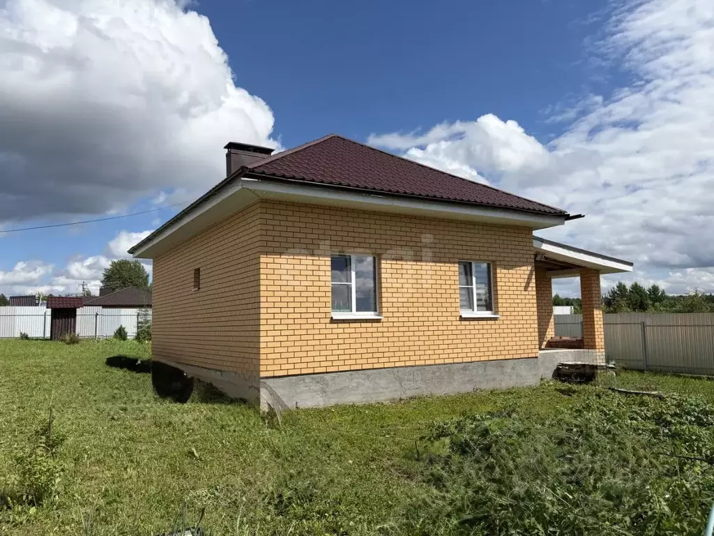 Дом в Калужская область, Калуга городской округ, д. Колюпаново ул. ... - Фото 1