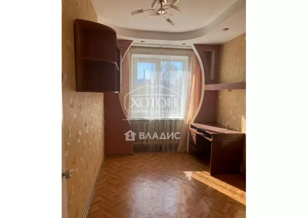 4-комнатная квартира: Элиста, 8-й микрорайон, 8 (87 м) - Фото 1