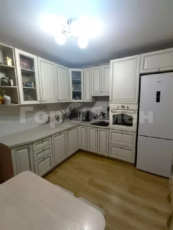 Продается 4-комнатная квартира - Фото 0