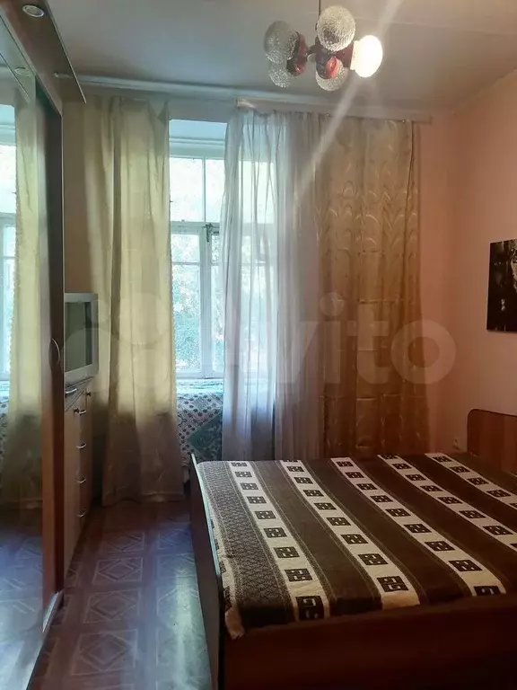 Комната 18 м в 3-к., 2/3 эт. - Фото 1