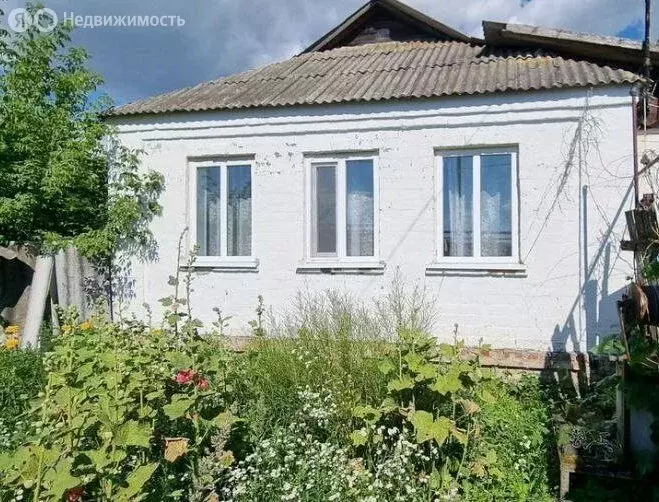 Дом в Корочанский район, Проходенское сельское поселение, село ... - Фото 1