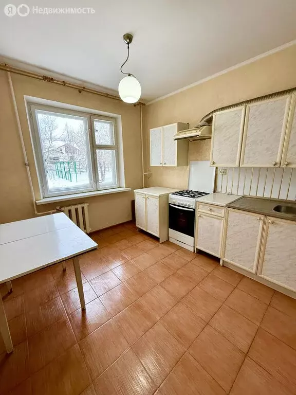 3-комнатная квартира: Саратов, Песочная улица, 4 (64 м) - Фото 1