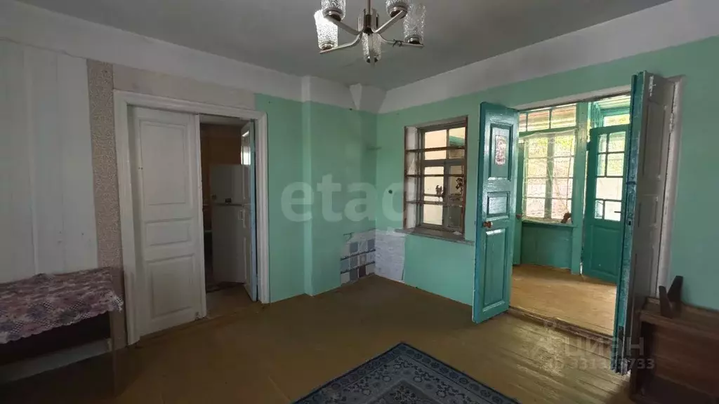 2-к кв. Крым, Бахчисарай ул. Партизанская, 10 (64.6 м) - Фото 0