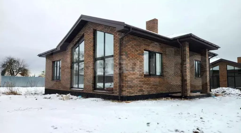 Дом в Брянская область, Брянский район, Снежское с/пос, с. Толмачево ... - Фото 1