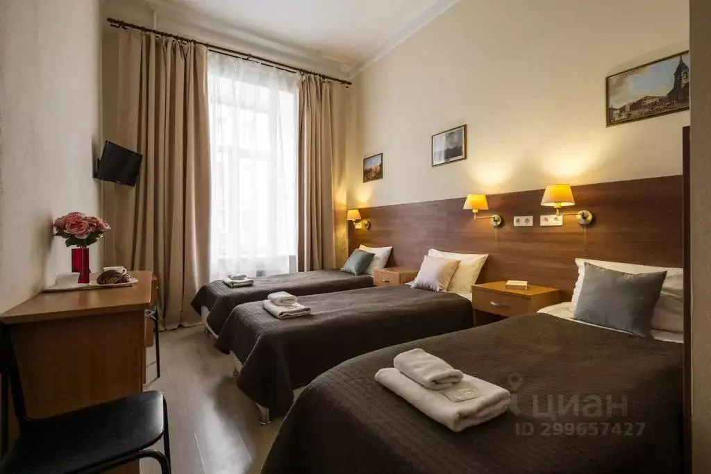 Комната Санкт-Петербург 7-я Советская ул., 9/20 - Фото 1