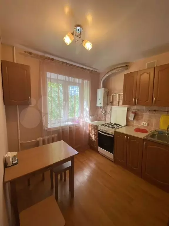 1-к. квартира, 34 м, 3/3 эт. - Фото 1