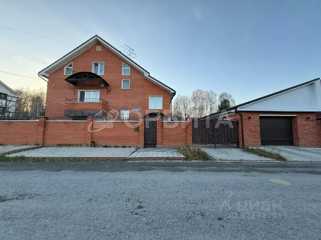 Дом в Тюменская область, Тюмень Три Сосны мкр, ул. Михаила Пришвина, 6 ... - Фото 1