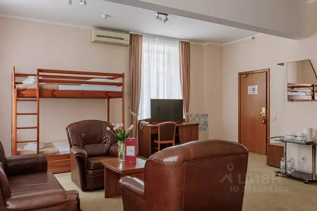 Комната Москва Гостиничная ул., 1 - Фото 2