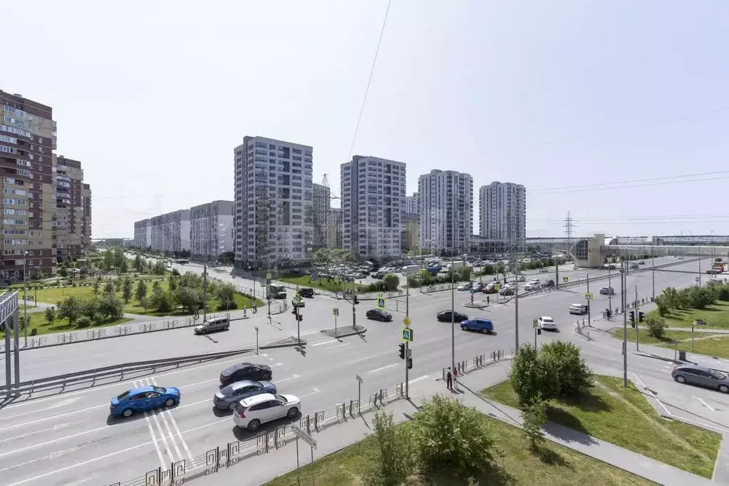3-к. квартира, 123 м, 4/9 эт. - Фото 1