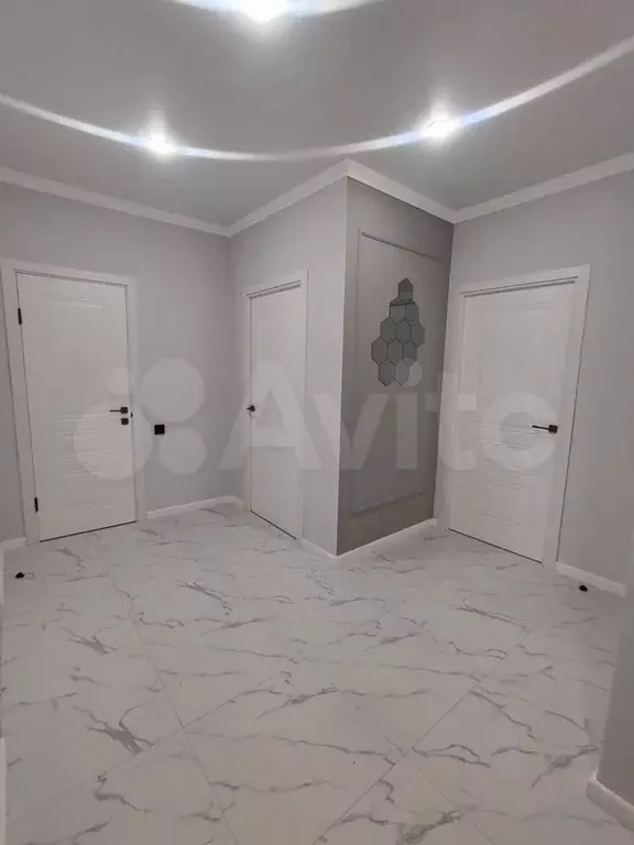 2-к. квартира, 75 м, 2/5 эт. - Фото 1