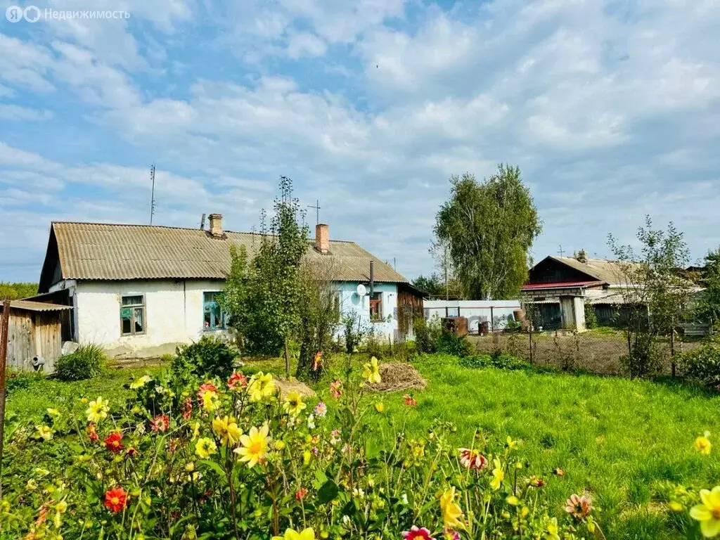 Дом в Чебаркуль, посёлок имени Куйбышева, Металлургическая улица, 4 ... - Фото 1