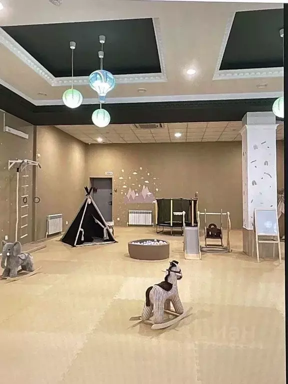 Торговая площадь в Свердловская область, Алапаевск ул. Фрунзе, 32 ... - Фото 2