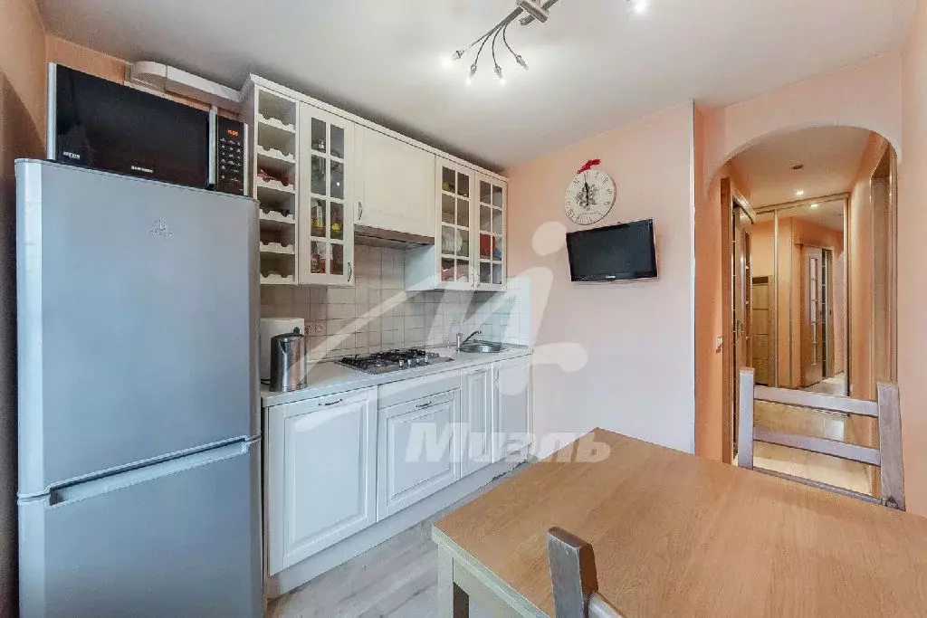 Продается 2-комнатная квартира - Фото 2