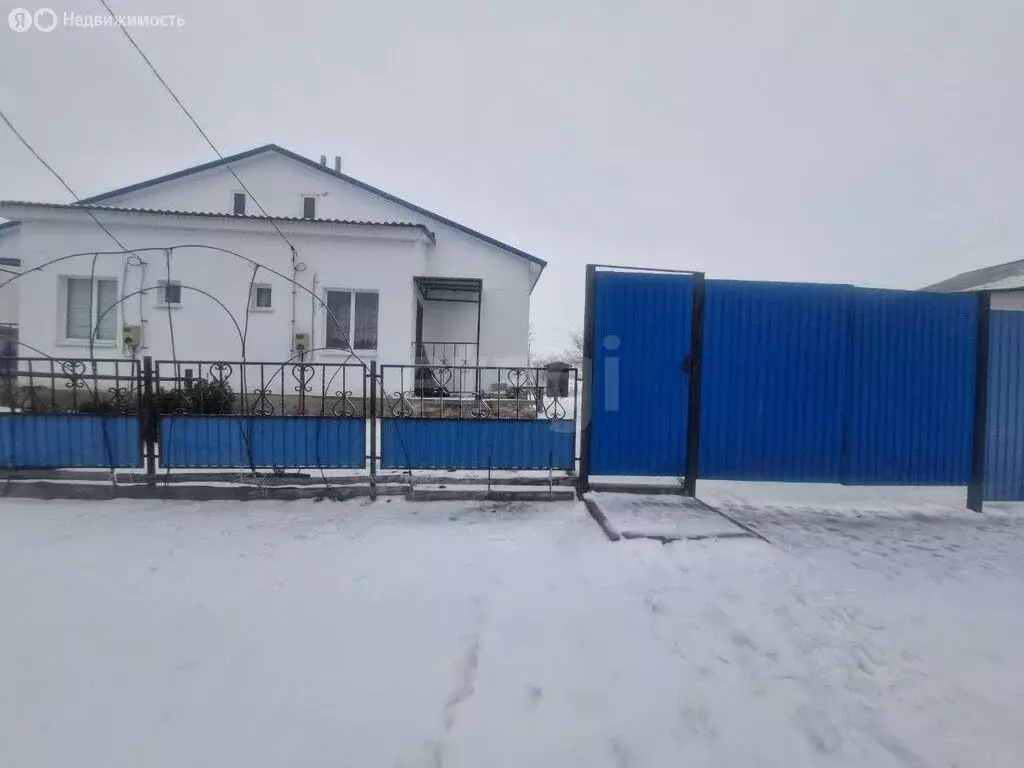 Дом в Белгородская область, рабочий посёлок Волоконовка, Парковая ... - Фото 1