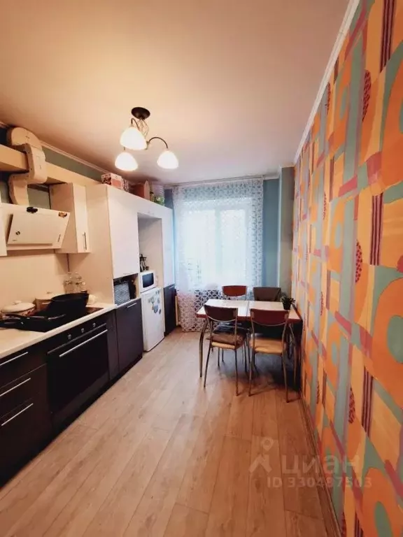 3-к кв. Саратовская область, Саратов ул. Усть-Курдюмская, 3 (63.7 м) - Фото 2