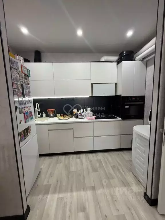 2-к кв. Волгоградская область, Волгоград ул. Тюленева, 13 (54.9 м) - Фото 2