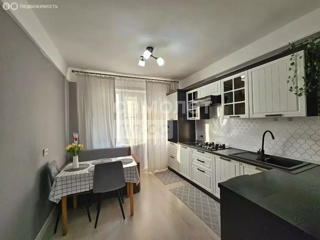 2-комнатная квартира: Махачкала, Индустриальный переулок, 20А (56 м) - Фото 1