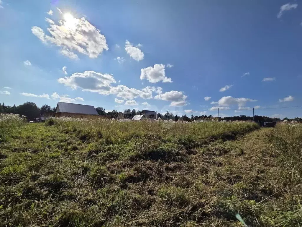 Участок в Коми, Сыктывдинский район, с. Выльгорт ул. Виталия Гилева ... - Фото 1