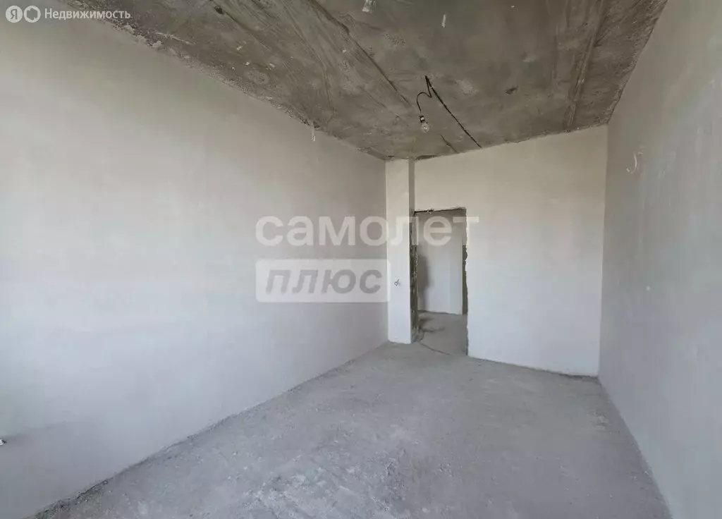 3-комнатная квартира: Махачкала, 6-я Звездопадная улица, 6 (100 м) - Фото 2