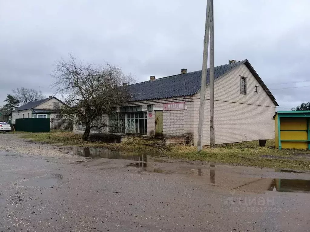 Дом в Новгородская область, Мошенской муниципальный округ, д. Петрово  ... - Фото 0