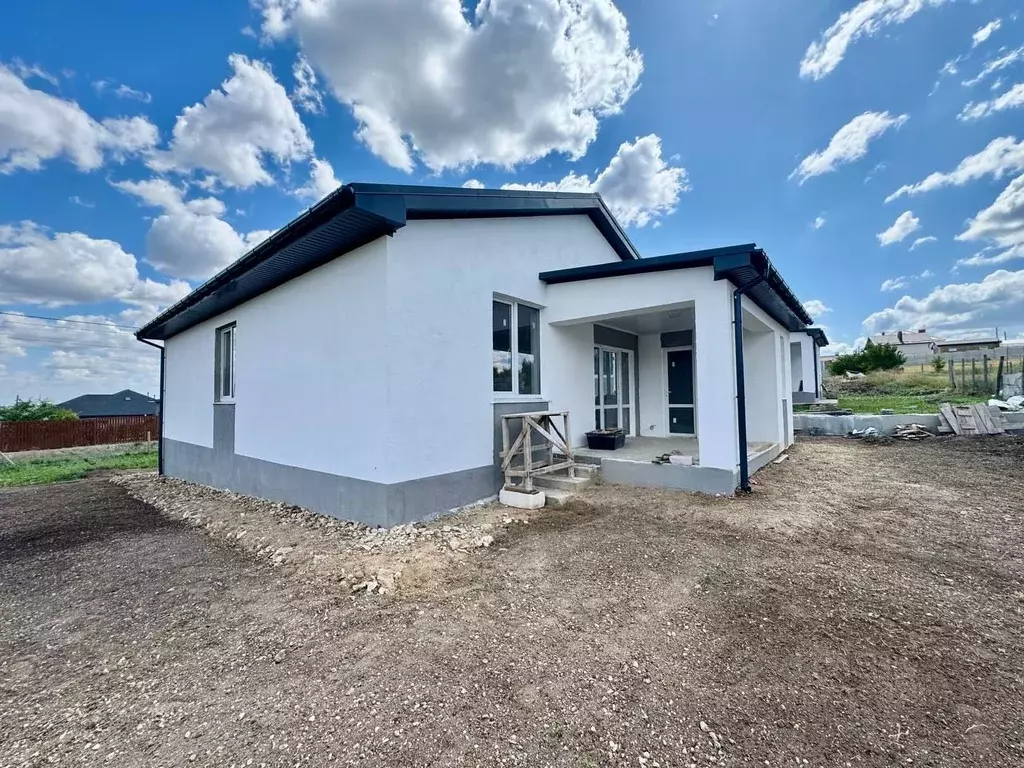 Дом в Крым, Симферопольский район, с. Мирное ул. Тенистая (126 м) - Фото 1