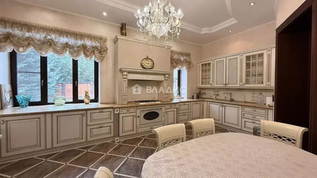 Дом в Московская область, Одинцовский городской округ, пос. Барвиха, ... - Фото 2