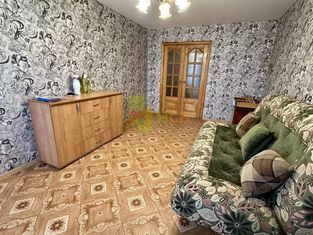 1-к кв. Омская область, Омск ул. 6-я Ленинградская, 6 (38.0 м) - Фото 0