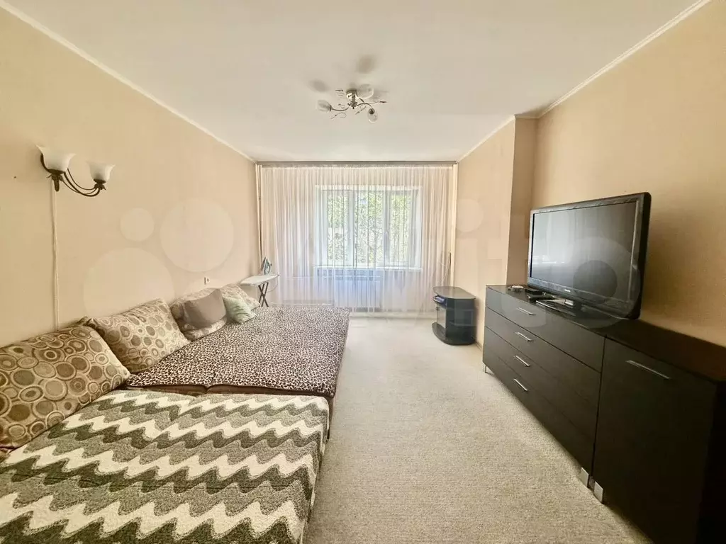 1-к. квартира, 44 м, 3/9 эт. - Фото 0