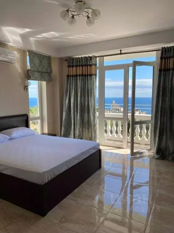 1-к кв. Крым, Ялта ул. Виноградная, 3 (28.0 м) - Фото 1