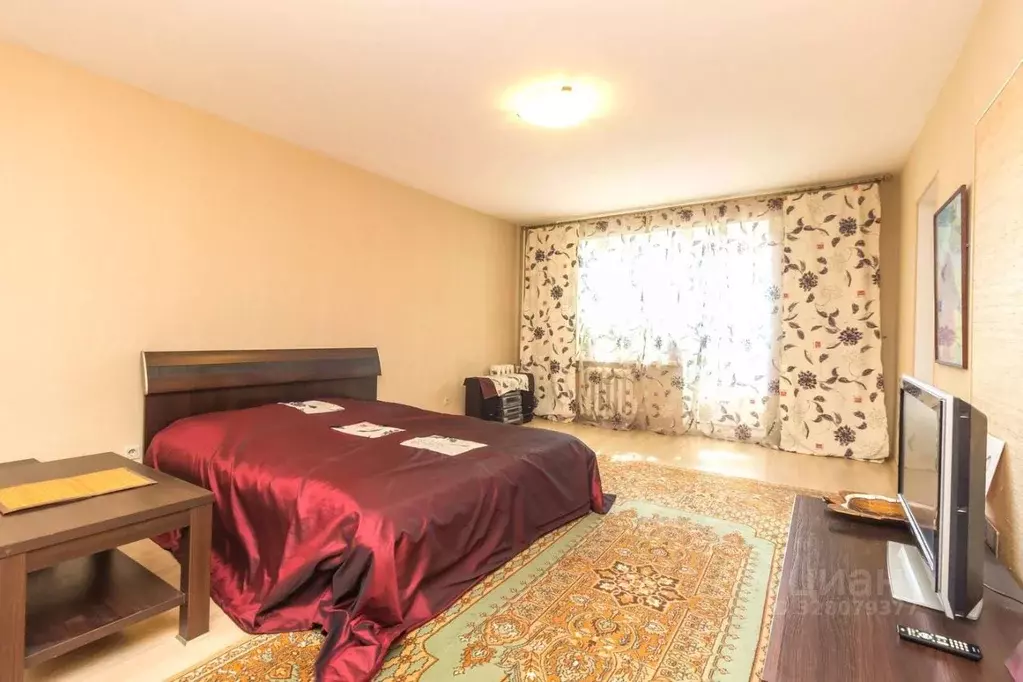 1-к кв. Башкортостан, Уфа ул. Свердлова, 72/2 (59.9 м) - Фото 1