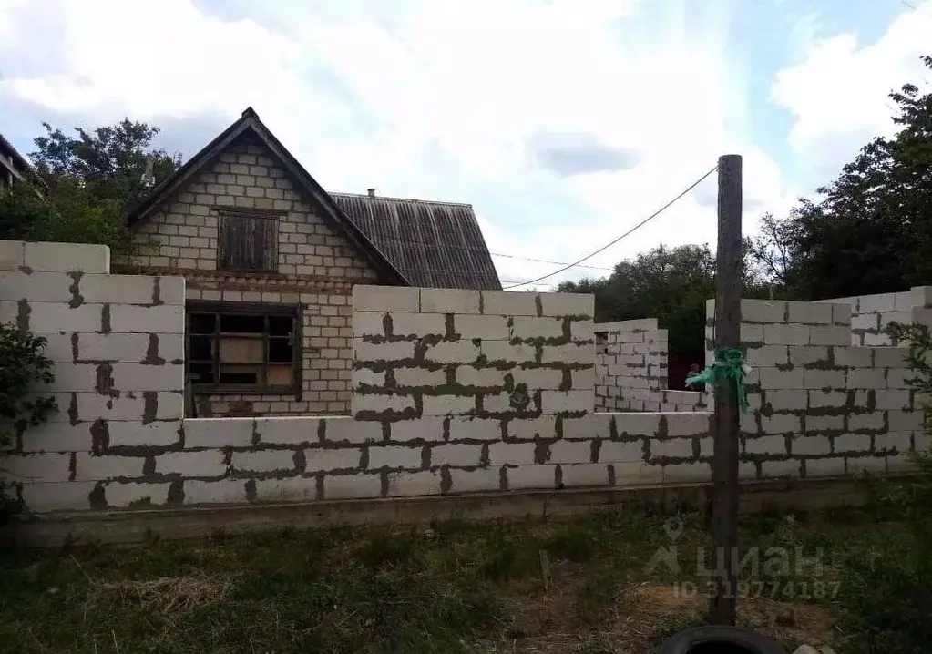 Дом в Ростовская область, Каменск-Шахтинский Ландыш СНТ, ул. ... - Фото 1