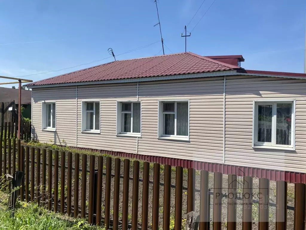 Дом в Челябинская область, Магнитогорск ул. Сергея Лазо, 3 (50 м) - Фото 1