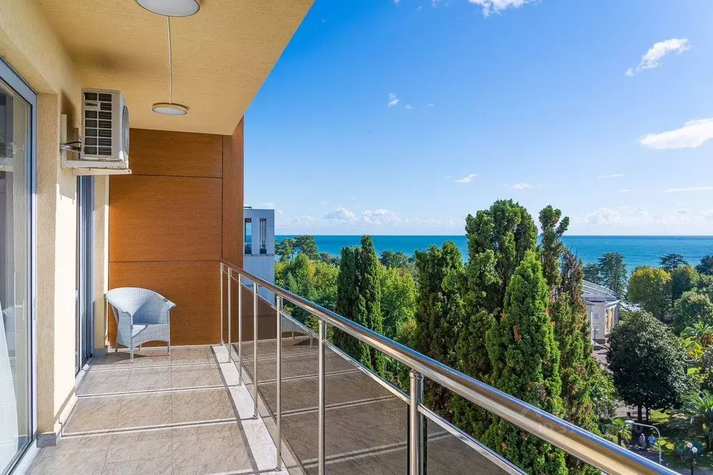 Квартира, 4 комнаты, 220 м - Фото 0