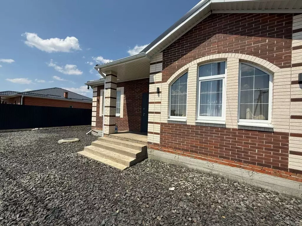 Дом в Ростовская область, Ростов-на-Дону Зрелищная ул., 4 (110 м) - Фото 2