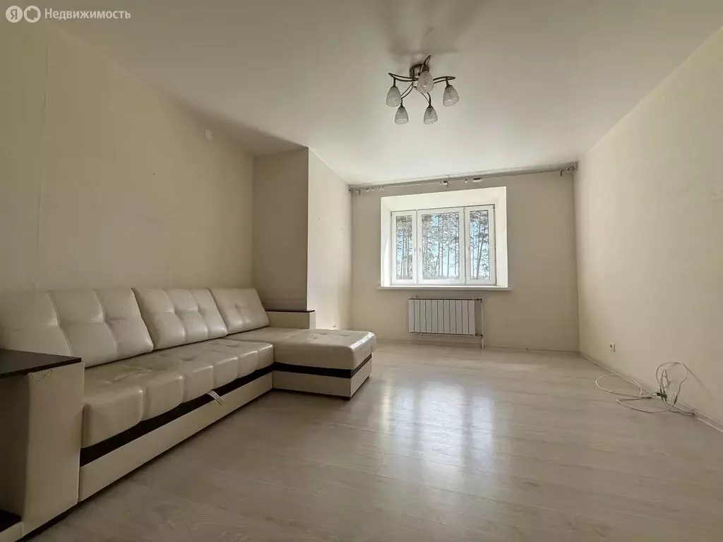 2-комнатная квартира: Берёзовский, улица Гагарина, 17 (58 м) - Фото 0