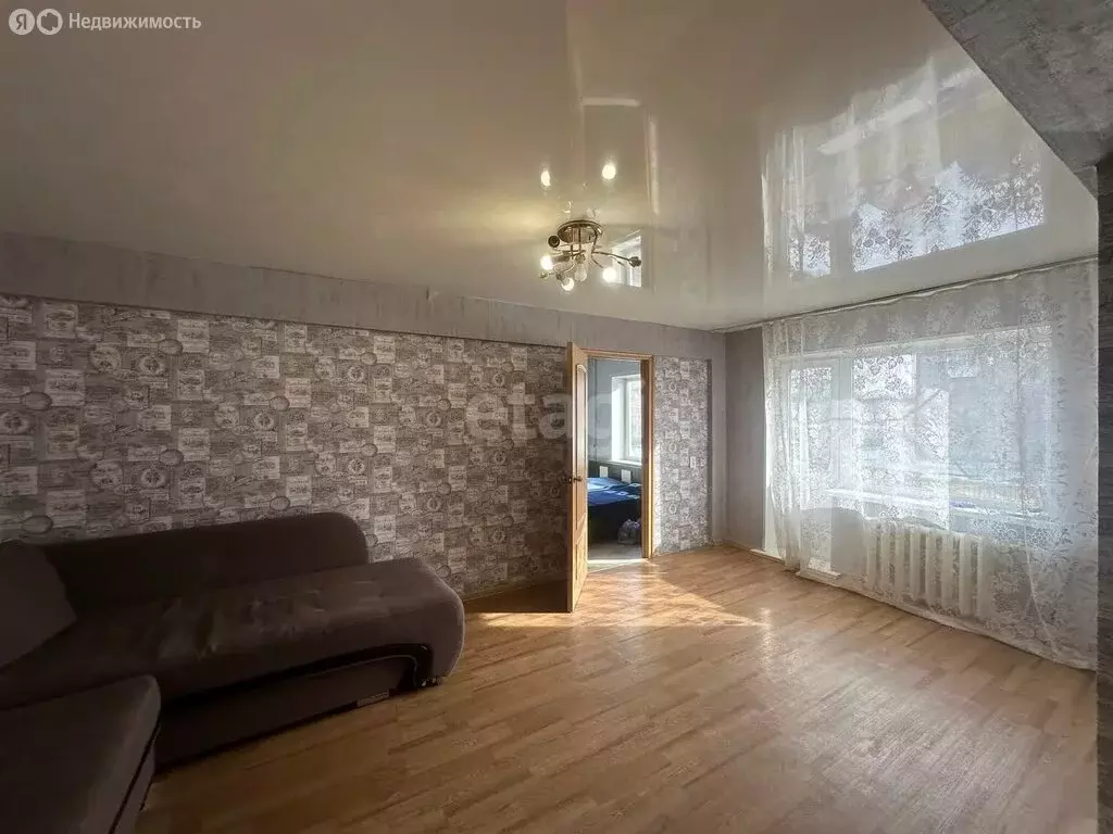 2-комнатная квартира: Озерск, улица Космонавтов, 22 (43.9 м) - Фото 0