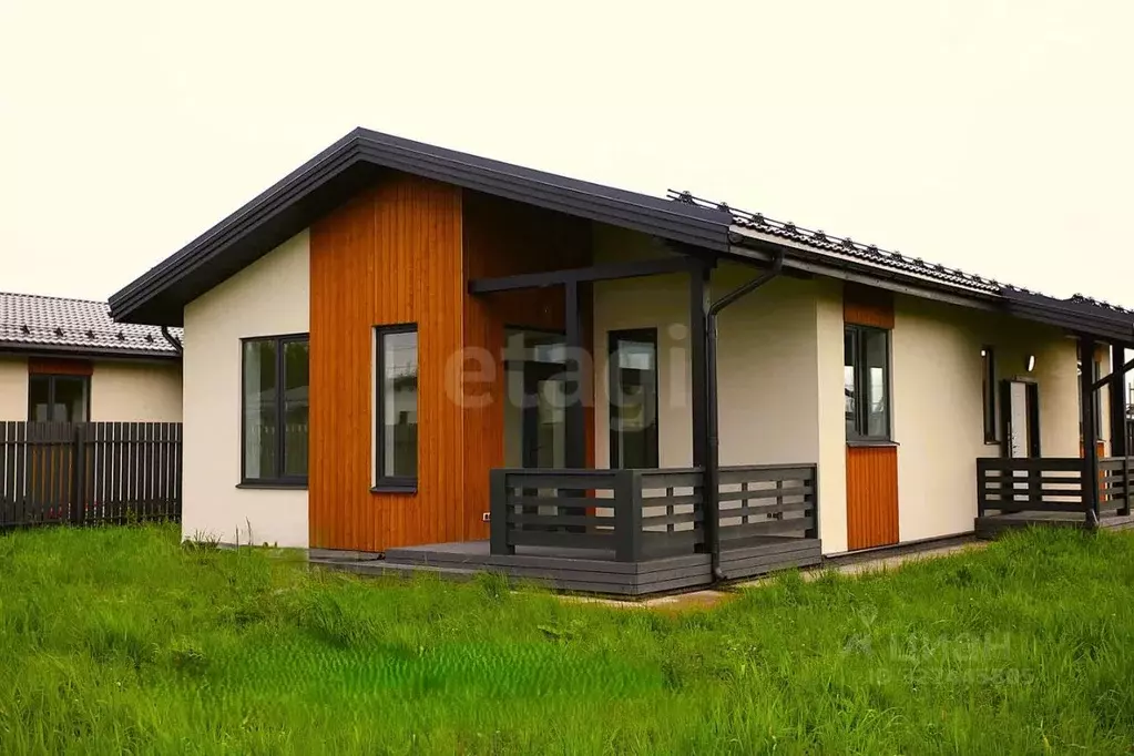 Дом в Ленинградская область, Ломоносовский район, Ропшинское с/пос, д. ... - Фото 0