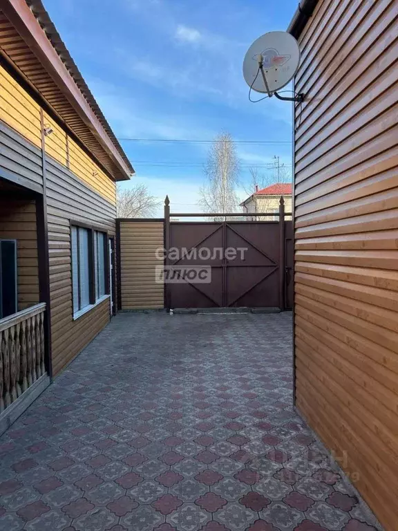 Дом в Омская область, Омск Съездовская ул., 128 (160 м) - Фото 1