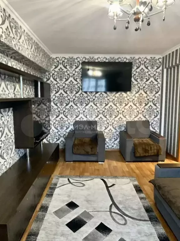 2-к. квартира, 50 м, 9/9 эт. - Фото 0