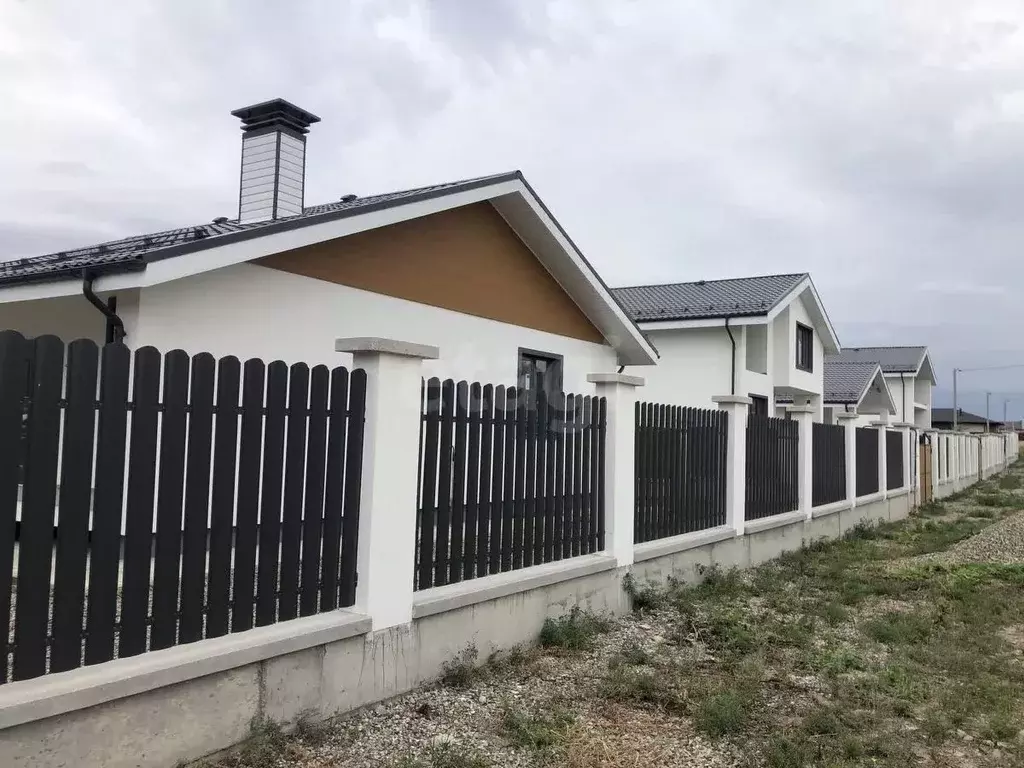 Дом в Ставропольский край, Ессентуки пос. Калинина,  (158 м) - Фото 1