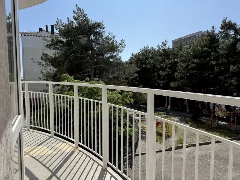 1-к кв. Краснодарский край, Геленджик ул. Шмидта, 8 (64.0 м) - Фото 1