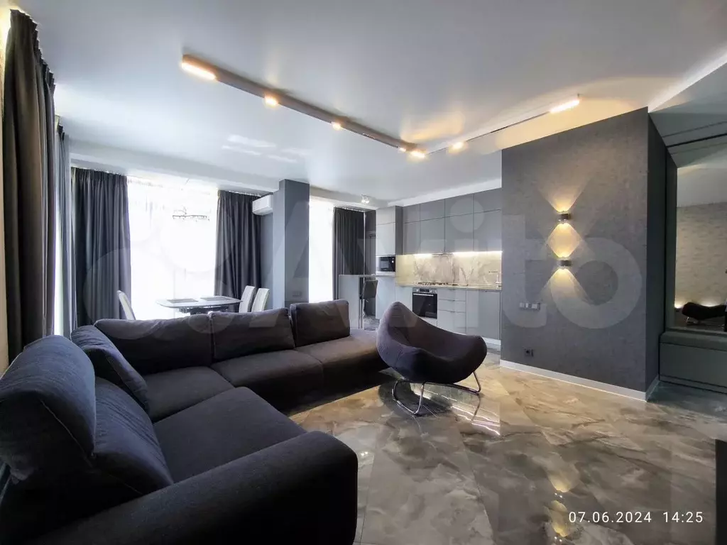 2-к. квартира, 70 м, 10/12 эт. - Фото 0