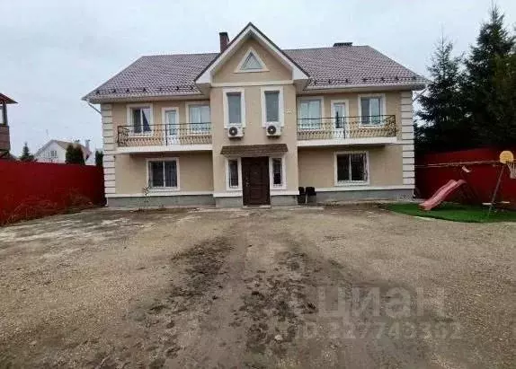 Дом в Самарская область, Волжский район, Курумоч с/пос  (300 м) - Фото 1